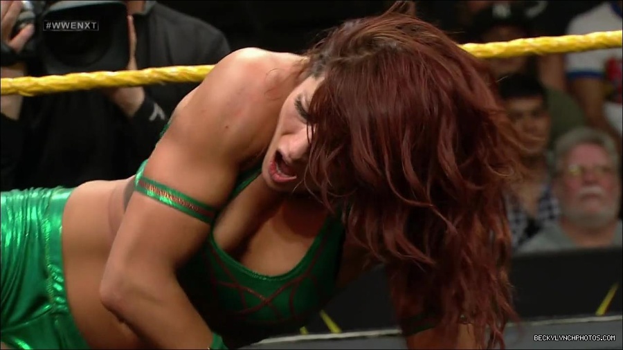 WWE_NXT22_mp4_000967466.jpg