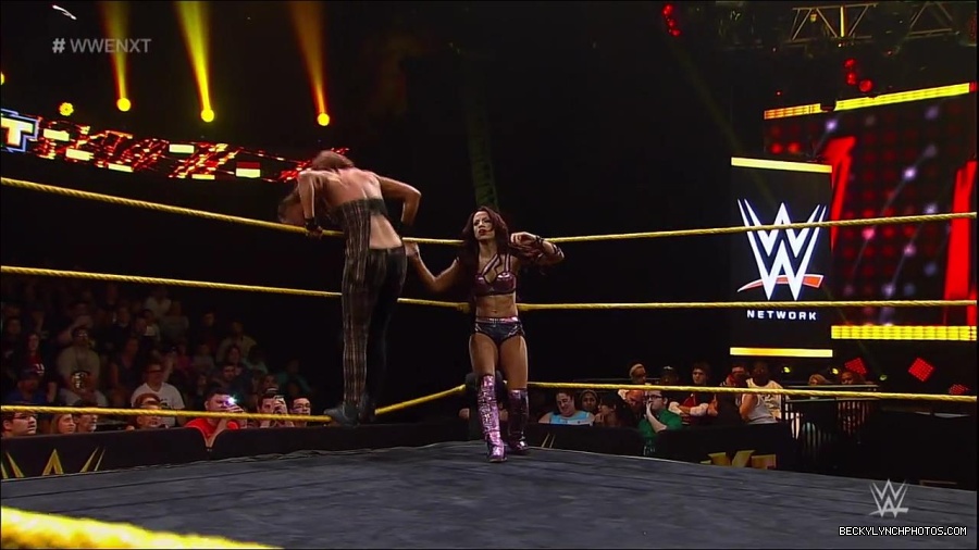 WWE_NXT12_mp4_001999000.jpg