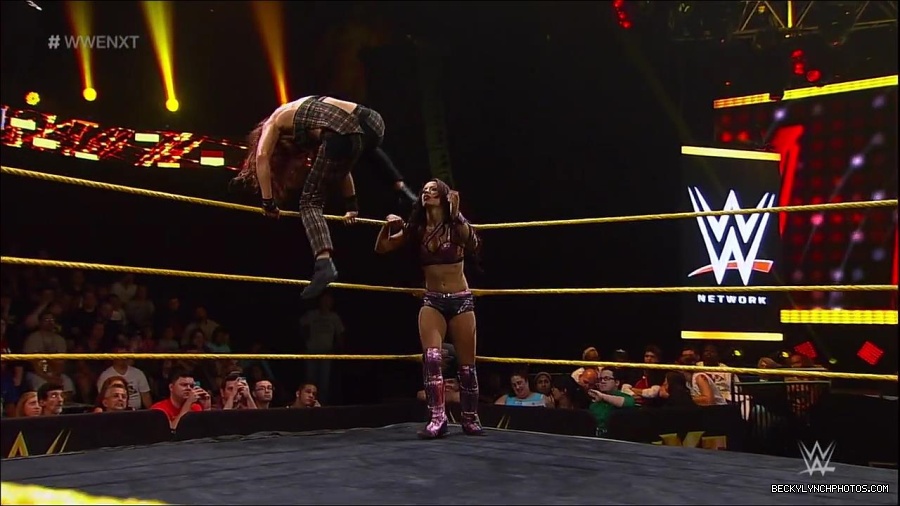WWE_NXT12_mp4_001999400.jpg