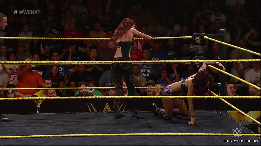WWE_NXT12_mp4_002001400.jpg