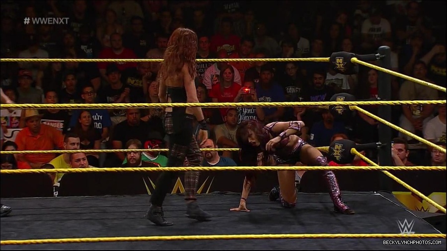 WWE_NXT12_mp4_002003400.jpg