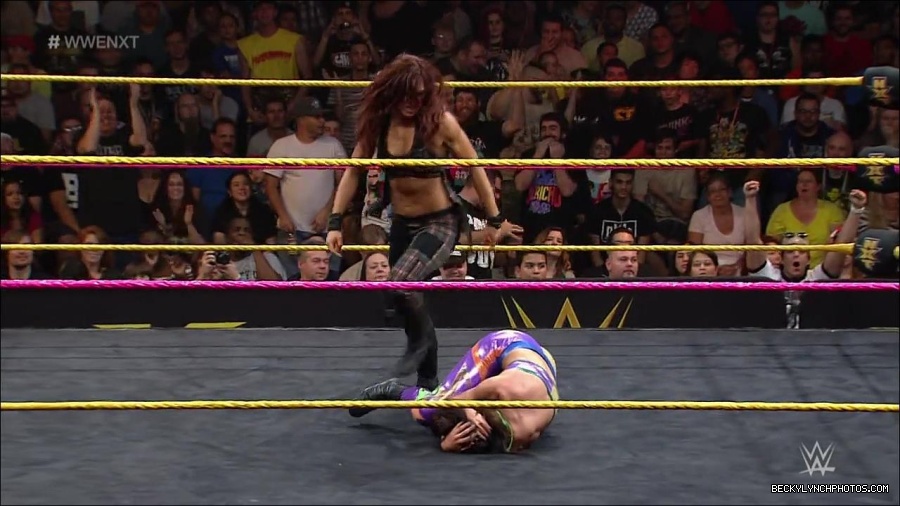 WWE_NXT10_mp4_002111666.jpg