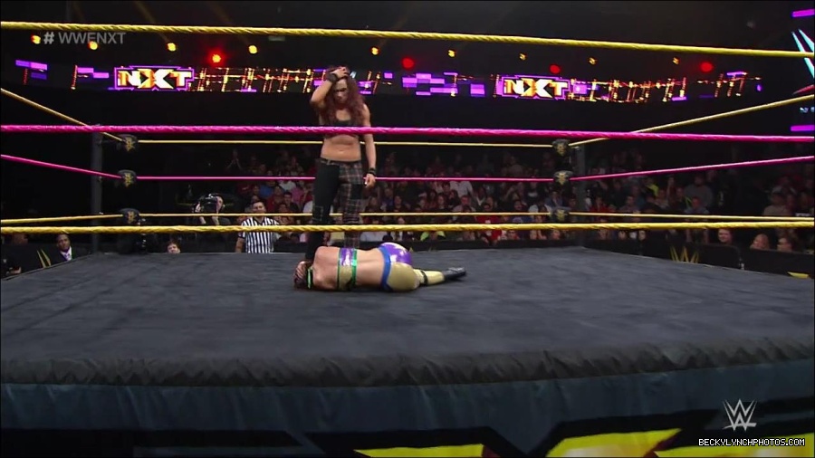 WWE_NXT10_mp4_002118066.jpg