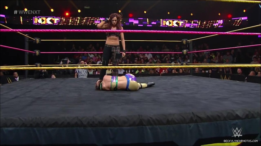 WWE_NXT10_mp4_002118466.jpg