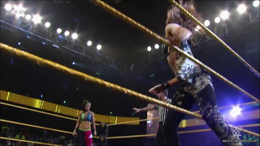 WWE_NXT6_mp4_000237633.jpg