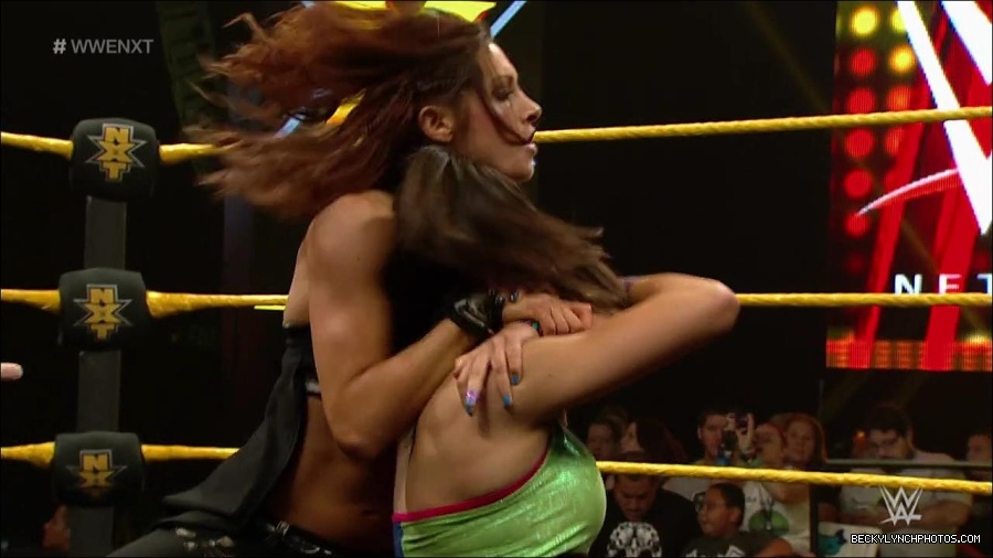 WWE_NXT6_mp4_000337233.jpg
