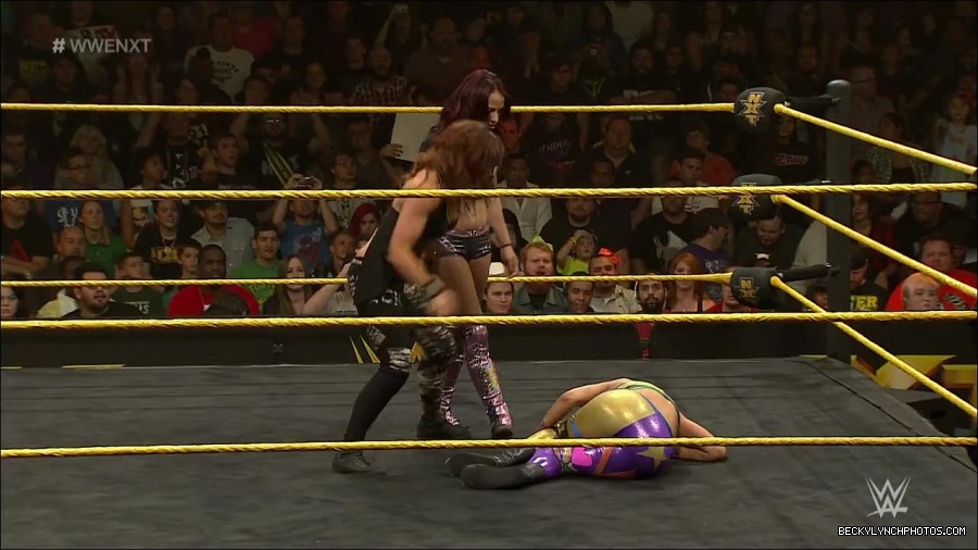WWE_NXT5_mp4_001736133.jpg