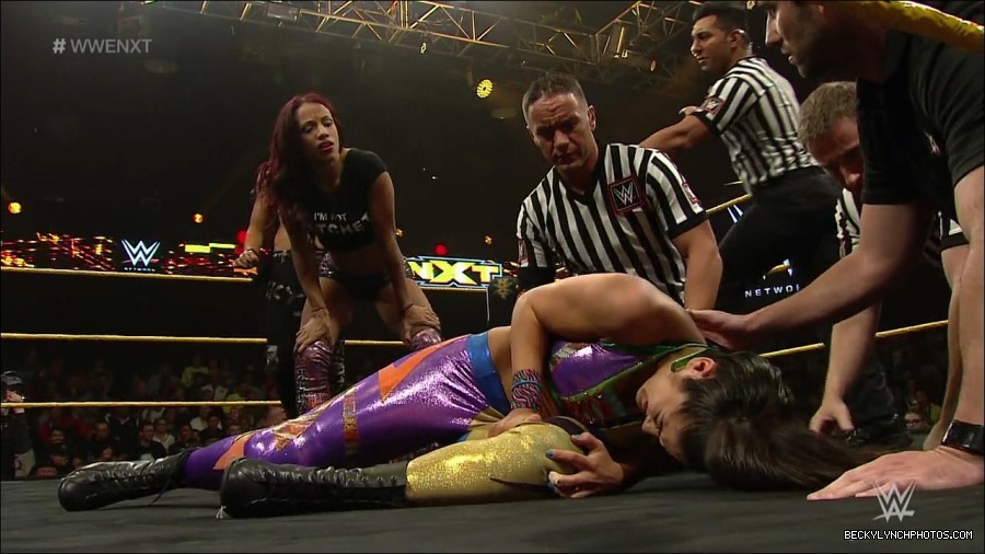 WWE_NXT5_mp4_001759333.jpg