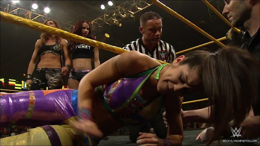 WWE_NXT5_mp4_001797333.jpg