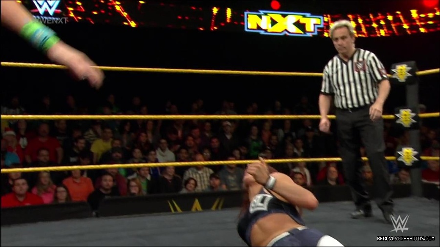 WWE_NXT2_mp4_000936700.jpg