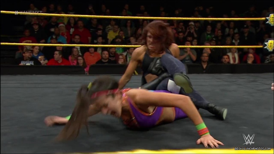 WWE_NXT2_mp4_001113900.jpg