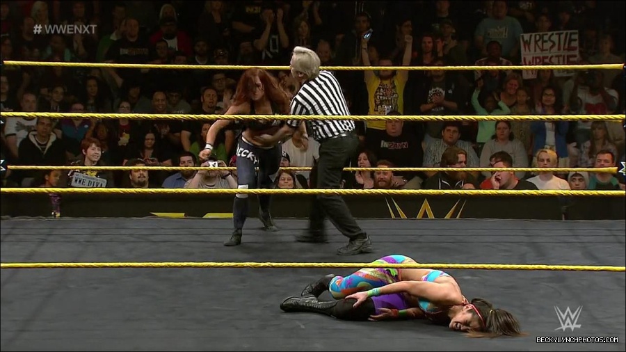 WWE_NXT2_mp4_001129100.jpg
