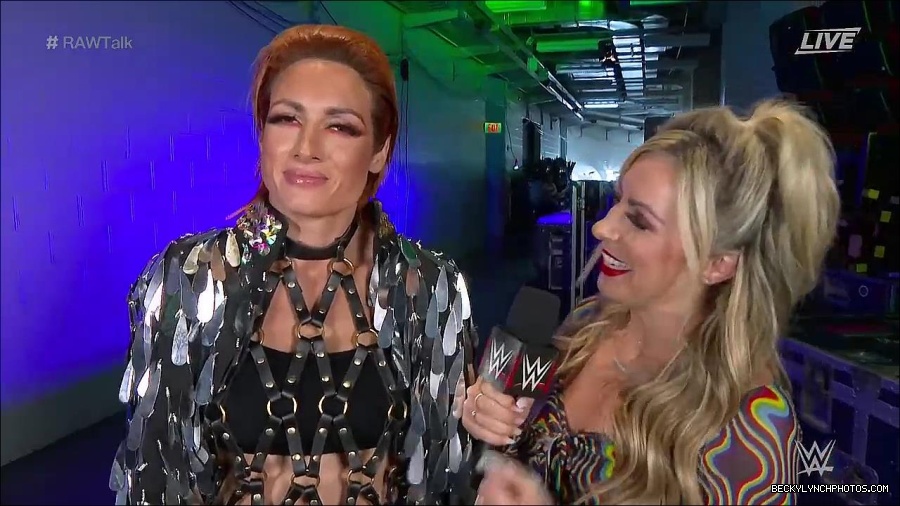 WWE_Raw_Talk_2022_05_30_720p_WEB_h264-HEEL_mp4_000833388.jpg
