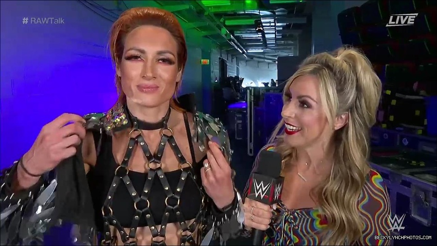 WWE_Raw_Talk_2022_05_30_720p_WEB_h264-HEEL_mp4_000834988.jpg