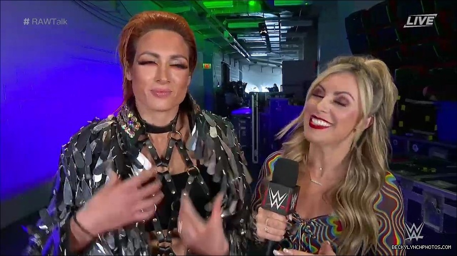 WWE_Raw_Talk_2022_05_30_720p_WEB_h264-HEEL_mp4_000835388.jpg