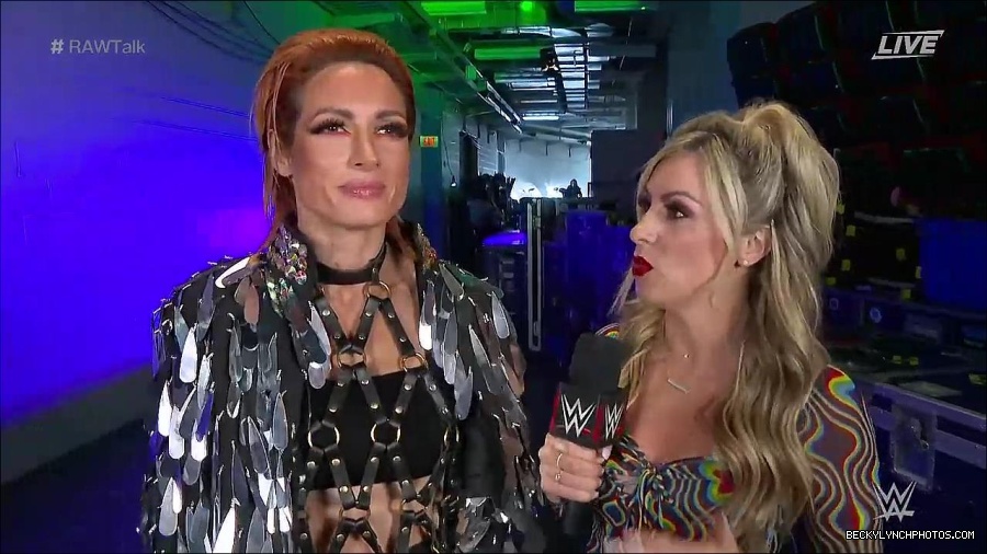 WWE_Raw_Talk_2022_05_30_720p_WEB_h264-HEEL_mp4_000836188.jpg