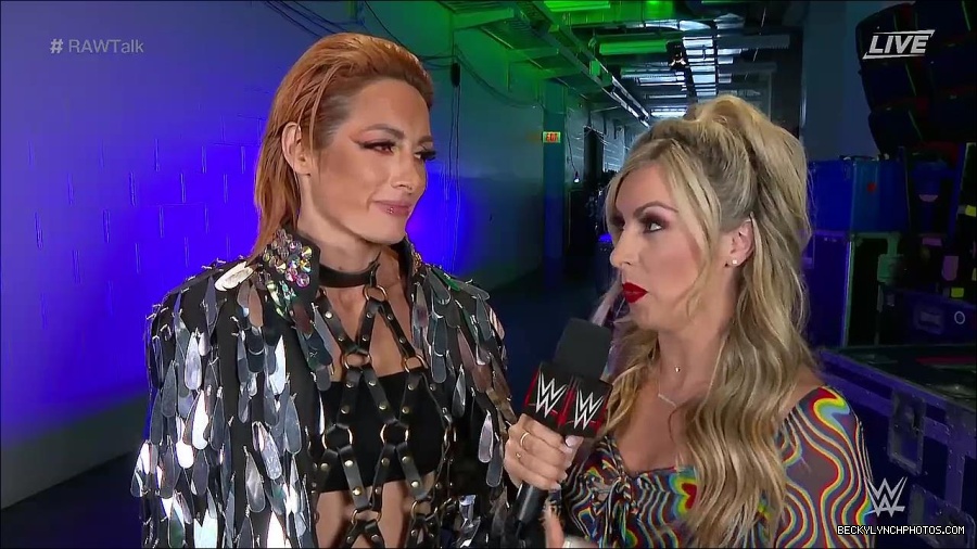 WWE_Raw_Talk_2022_05_30_720p_WEB_h264-HEEL_mp4_000840988.jpg