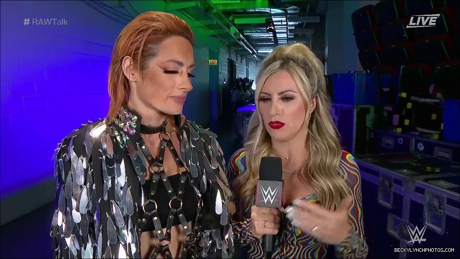 WWE_Raw_Talk_2022_05_30_720p_WEB_h264-HEEL_mp4_000844588.jpg