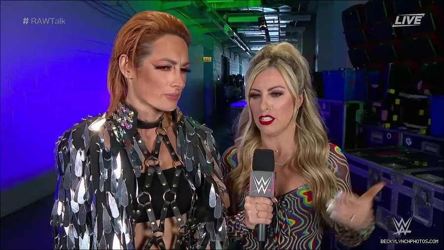 WWE_Raw_Talk_2022_05_30_720p_WEB_h264-HEEL_mp4_000844988.jpg