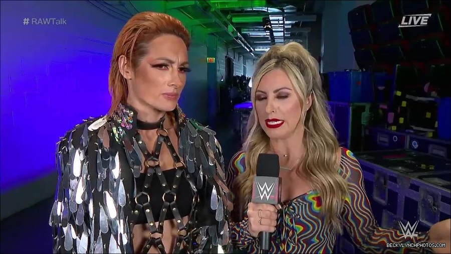 WWE_Raw_Talk_2022_05_30_720p_WEB_h264-HEEL_mp4_000845388.jpg