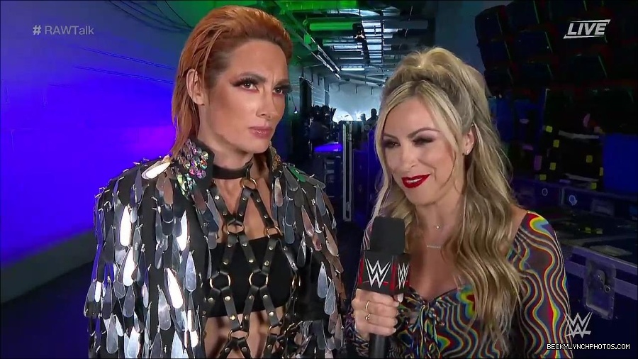 WWE_Raw_Talk_2022_05_30_720p_WEB_h264-HEEL_mp4_000847788.jpg