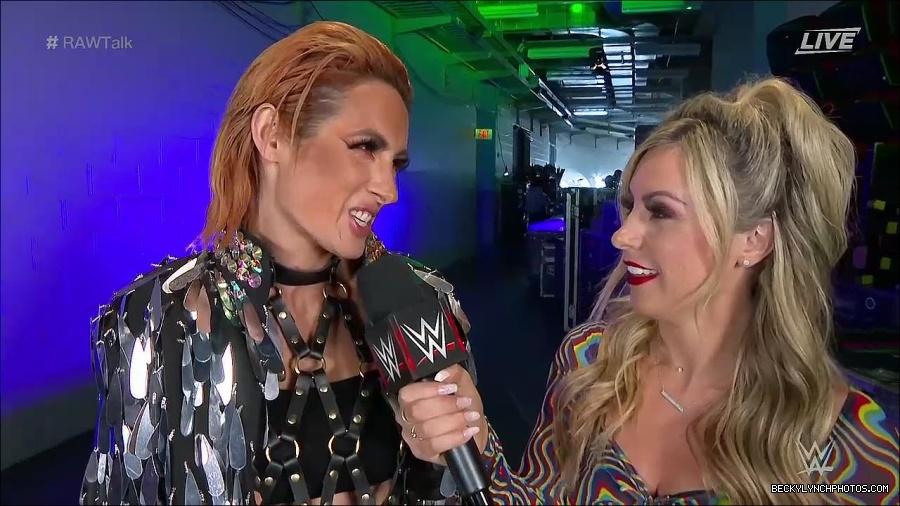 WWE_Raw_Talk_2022_05_30_720p_WEB_h264-HEEL_mp4_000850588.jpg