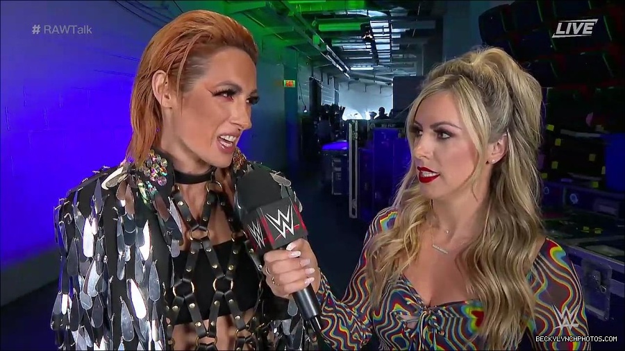 WWE_Raw_Talk_2022_05_30_720p_WEB_h264-HEEL_mp4_000852188.jpg