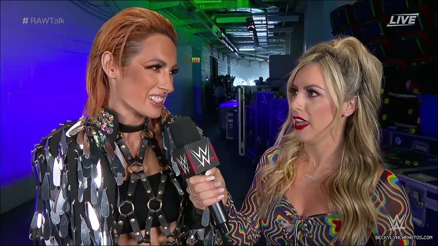 WWE_Raw_Talk_2022_05_30_720p_WEB_h264-HEEL_mp4_000852988.jpg