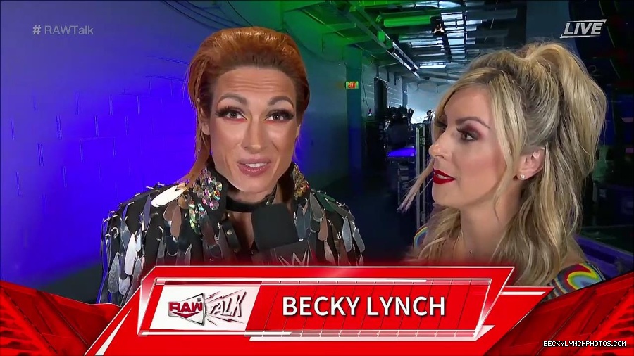 WWE_Raw_Talk_2022_05_30_720p_WEB_h264-HEEL_mp4_000859388.jpg