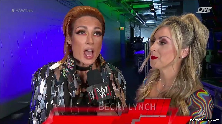 WWE_Raw_Talk_2022_05_30_720p_WEB_h264-HEEL_mp4_000859788.jpg