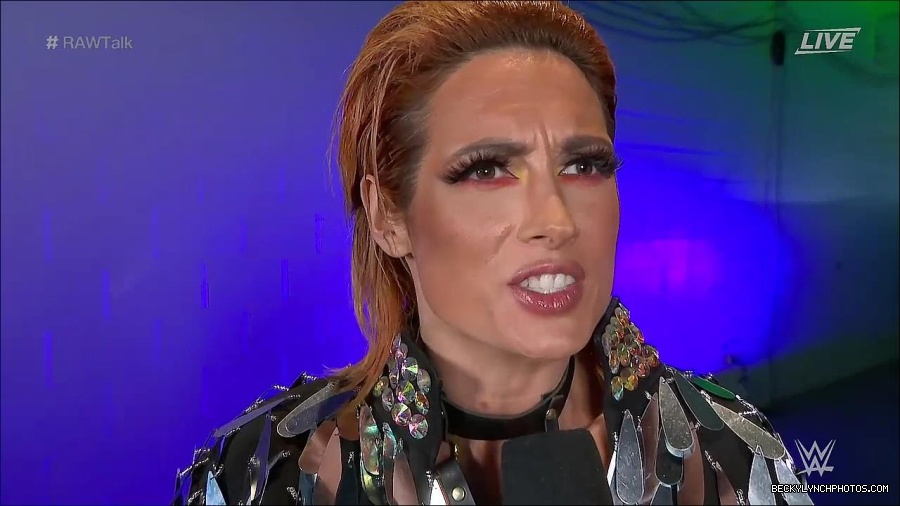 WWE_Raw_Talk_2022_05_30_720p_WEB_h264-HEEL_mp4_000864988.jpg