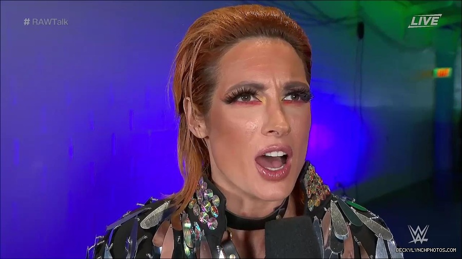 WWE_Raw_Talk_2022_05_30_720p_WEB_h264-HEEL_mp4_000866588.jpg