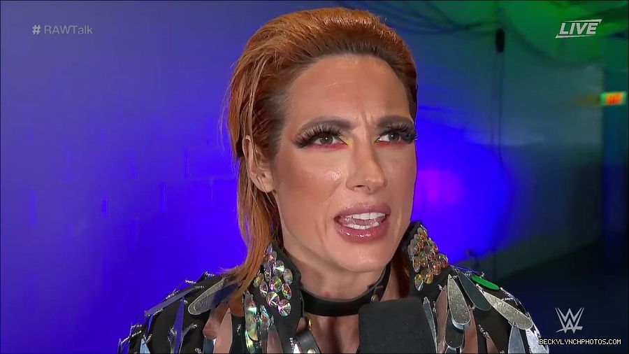 WWE_Raw_Talk_2022_05_30_720p_WEB_h264-HEEL_mp4_000866988.jpg