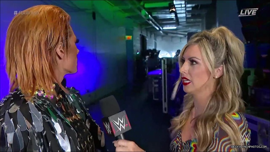WWE_Raw_Talk_2022_05_30_720p_WEB_h264-HEEL_mp4_000874188.jpg