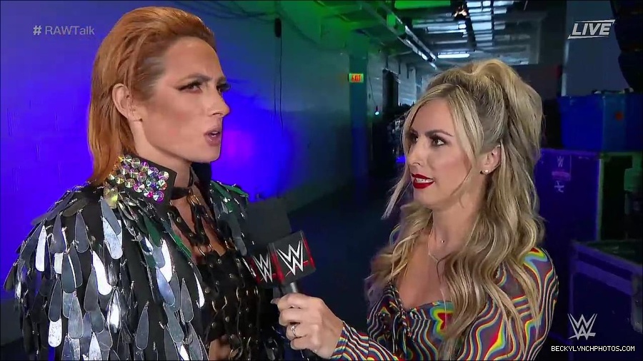 WWE_Raw_Talk_2022_05_30_720p_WEB_h264-HEEL_mp4_000875388.jpg