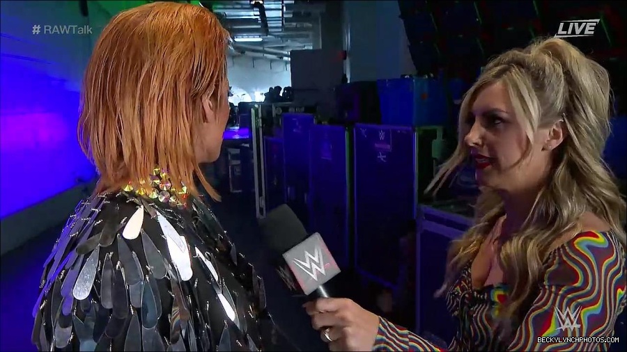 WWE_Raw_Talk_2022_05_30_720p_WEB_h264-HEEL_mp4_000879788.jpg