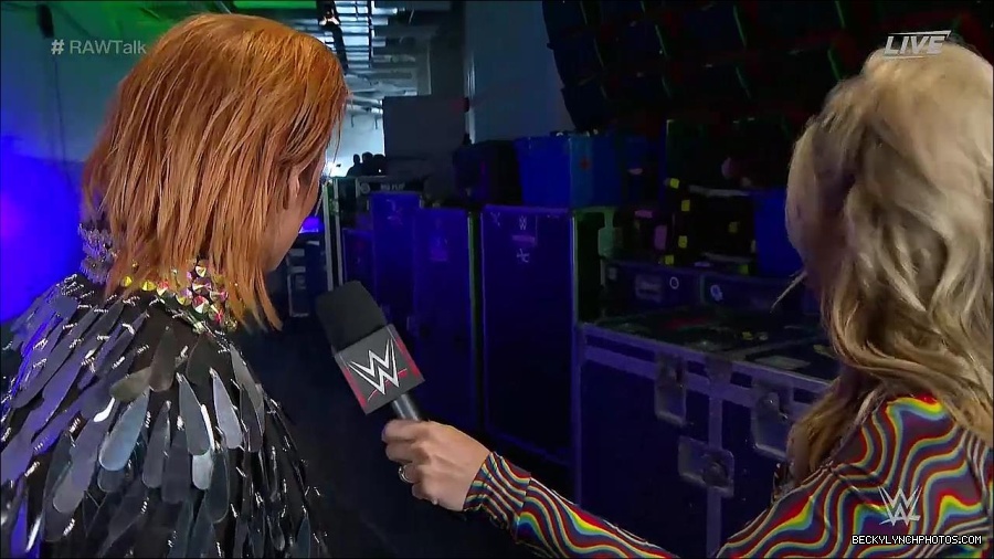 WWE_Raw_Talk_2022_05_30_720p_WEB_h264-HEEL_mp4_000881388.jpg