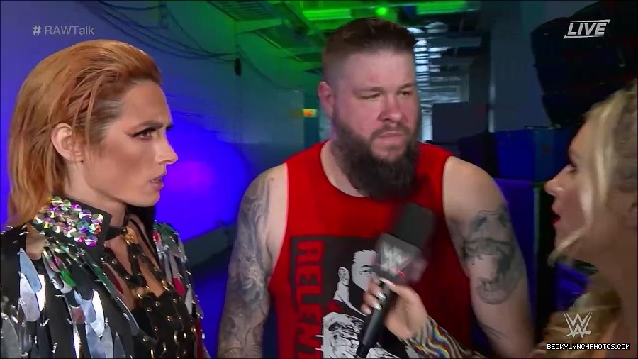WWE_Raw_Talk_2022_05_30_720p_WEB_h264-HEEL_mp4_000898188.jpg