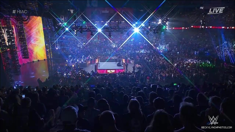 WWE_Hell_In_A_Cell_2022_720p_WEB_h264-HEEL_mp4_000585221.jpg