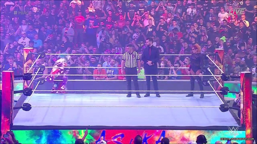 WWE_Hell_In_A_Cell_2022_720p_WEB_h264-HEEL_mp4_000663621.jpg