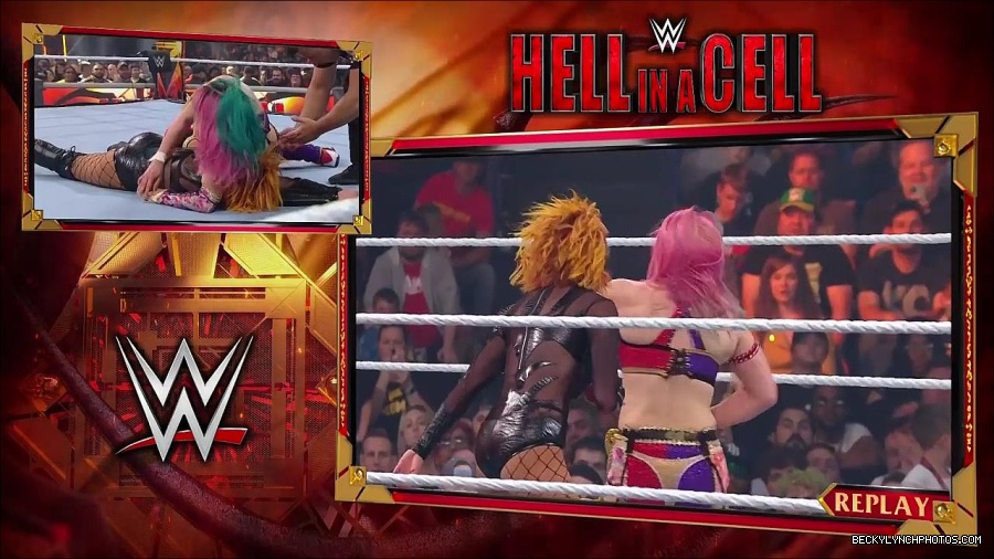 WWE_Hell_In_A_Cell_2022_720p_WEB_h264-HEEL_mp4_001347321.jpg