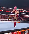 WWE_Hell_In_A_Cell_2022_720p_WEB_h264-HEEL_mp4_001867954.jpg