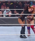 WWE_Hell_In_A_Cell_2022_720p_WEB_h264-HEEL_mp4_001901954.jpg