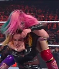 WWE_Hell_In_A_Cell_2022_720p_WEB_h264-HEEL_mp4_001911154.jpg