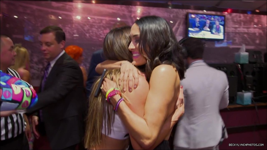 TOTAL_SUMMERSLAM_mp4_002517533.jpg