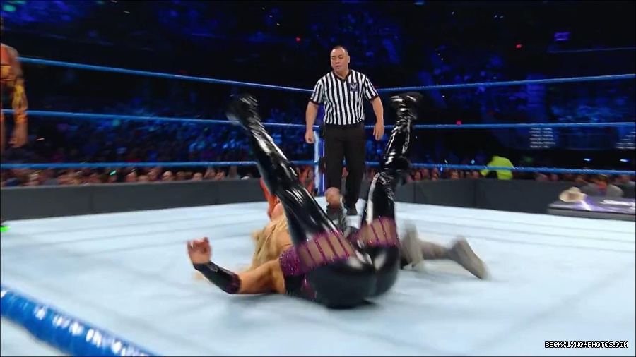 DIVAS_GONE_WILD_mp4_000465633.jpg