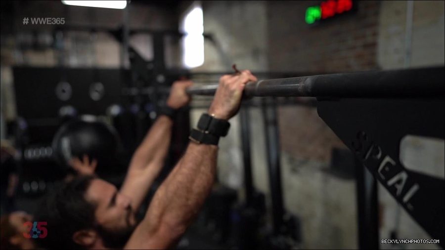 SETH_ROLLINS_mp4_002636066.jpg
