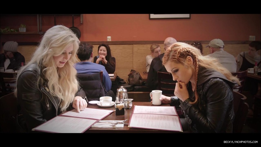2016_WWE_Draft_mp4_000276233.jpg