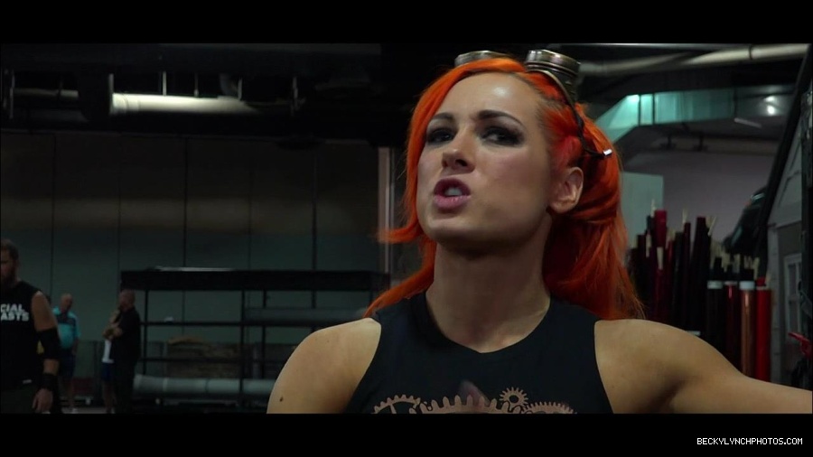 2016_WWE_Draft_mp4_000281033.jpg