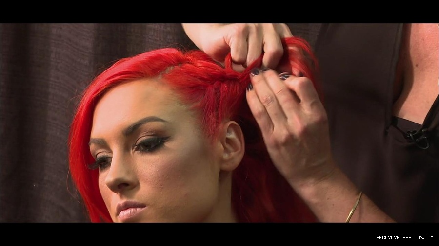 2016_WWE_Draft_mp4_000399966.jpg
